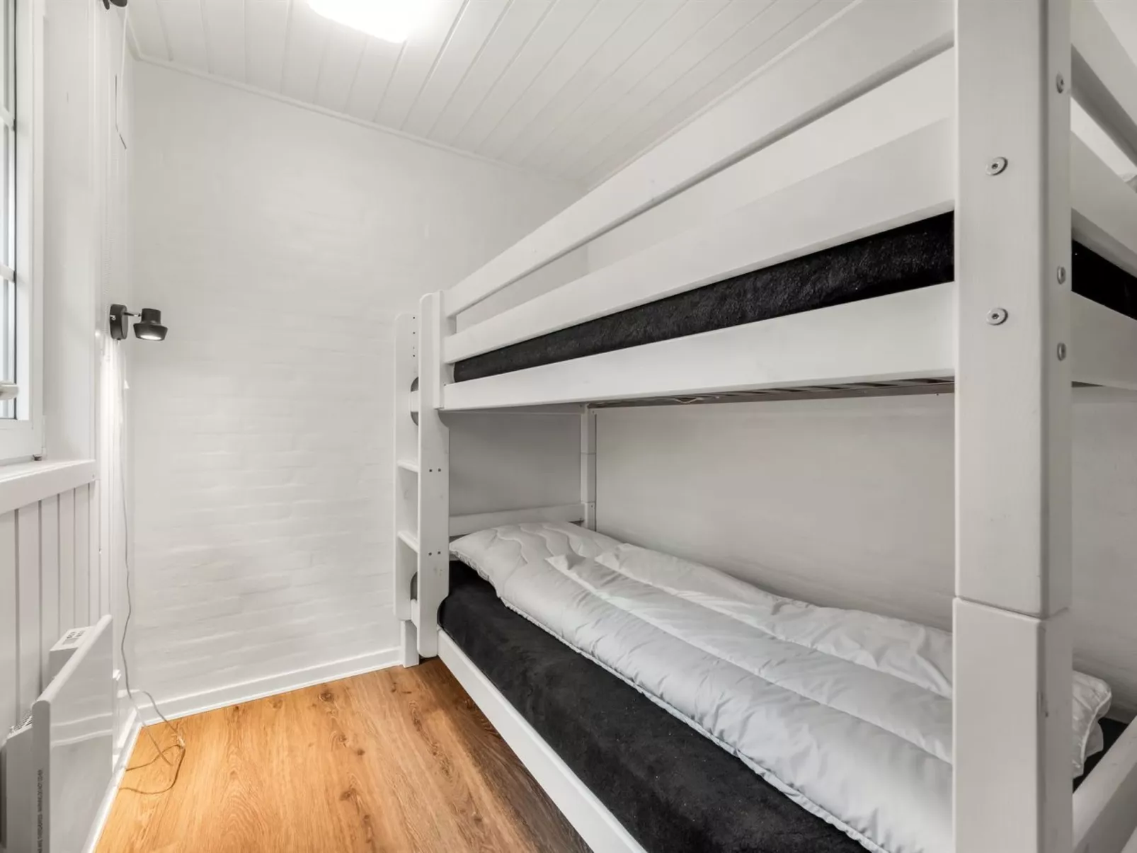 "Prohor" - 10.5km from the sea-Inside