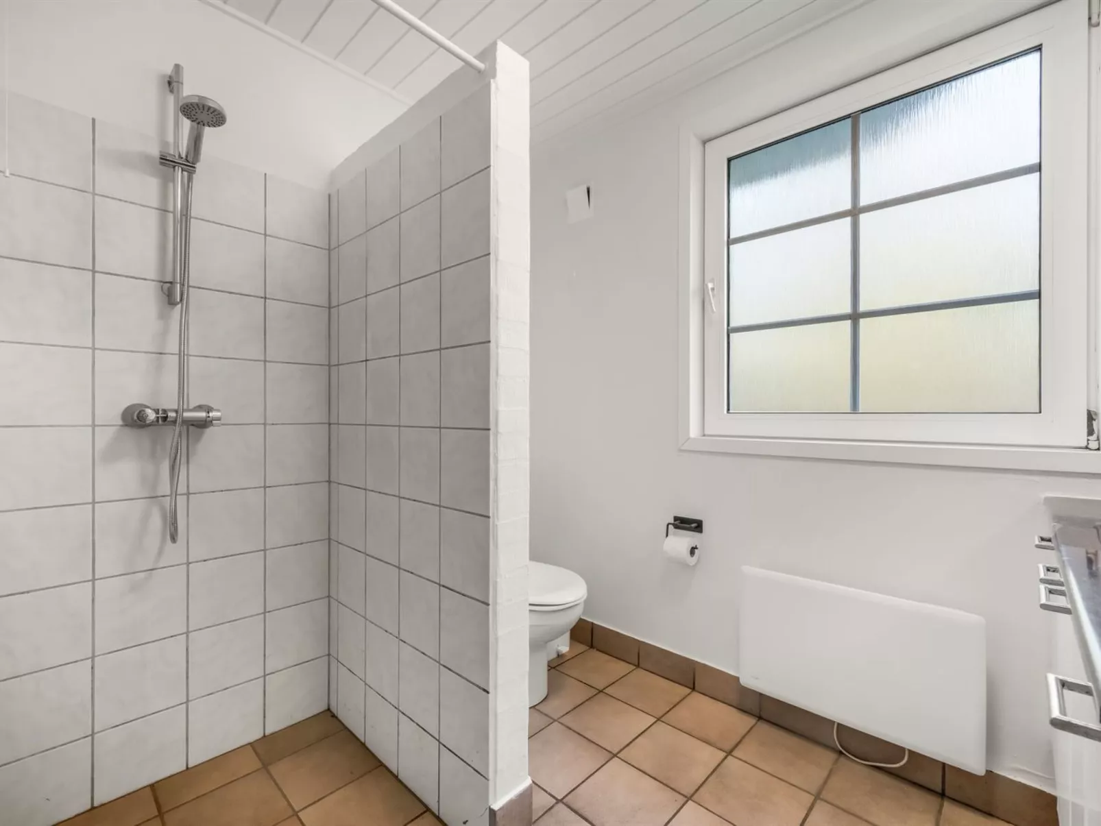 "Prohor" - 10.5km from the sea-Inside