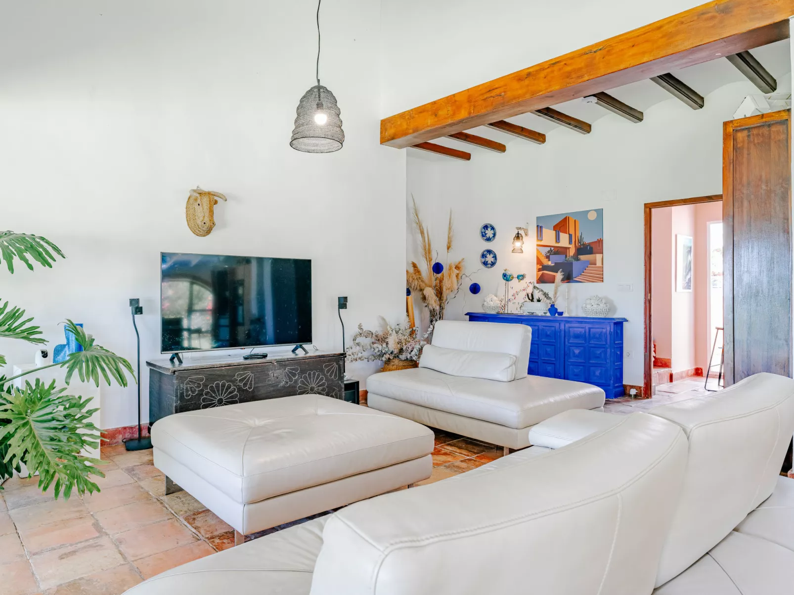 Javea Beauty-Inside