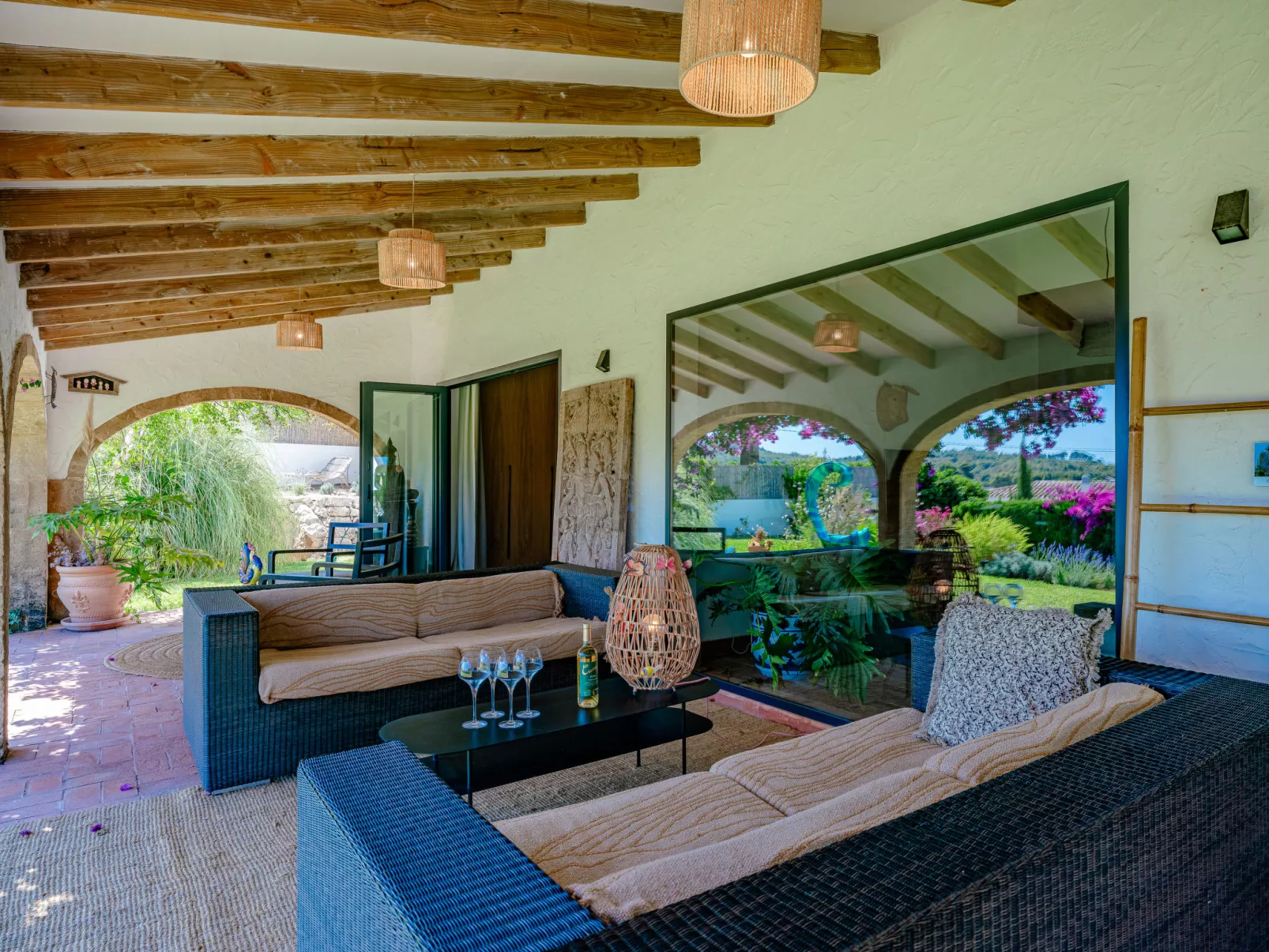 Javea Beauty-Inside