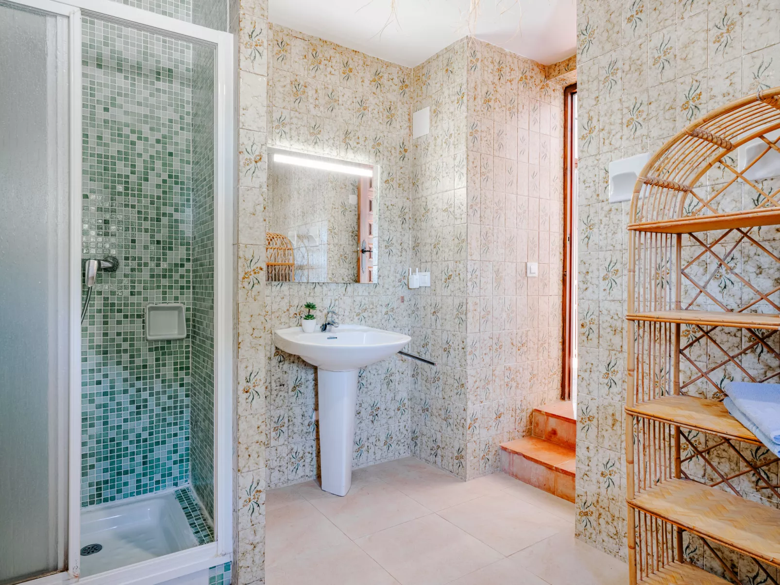 Javea Beauty-Inside