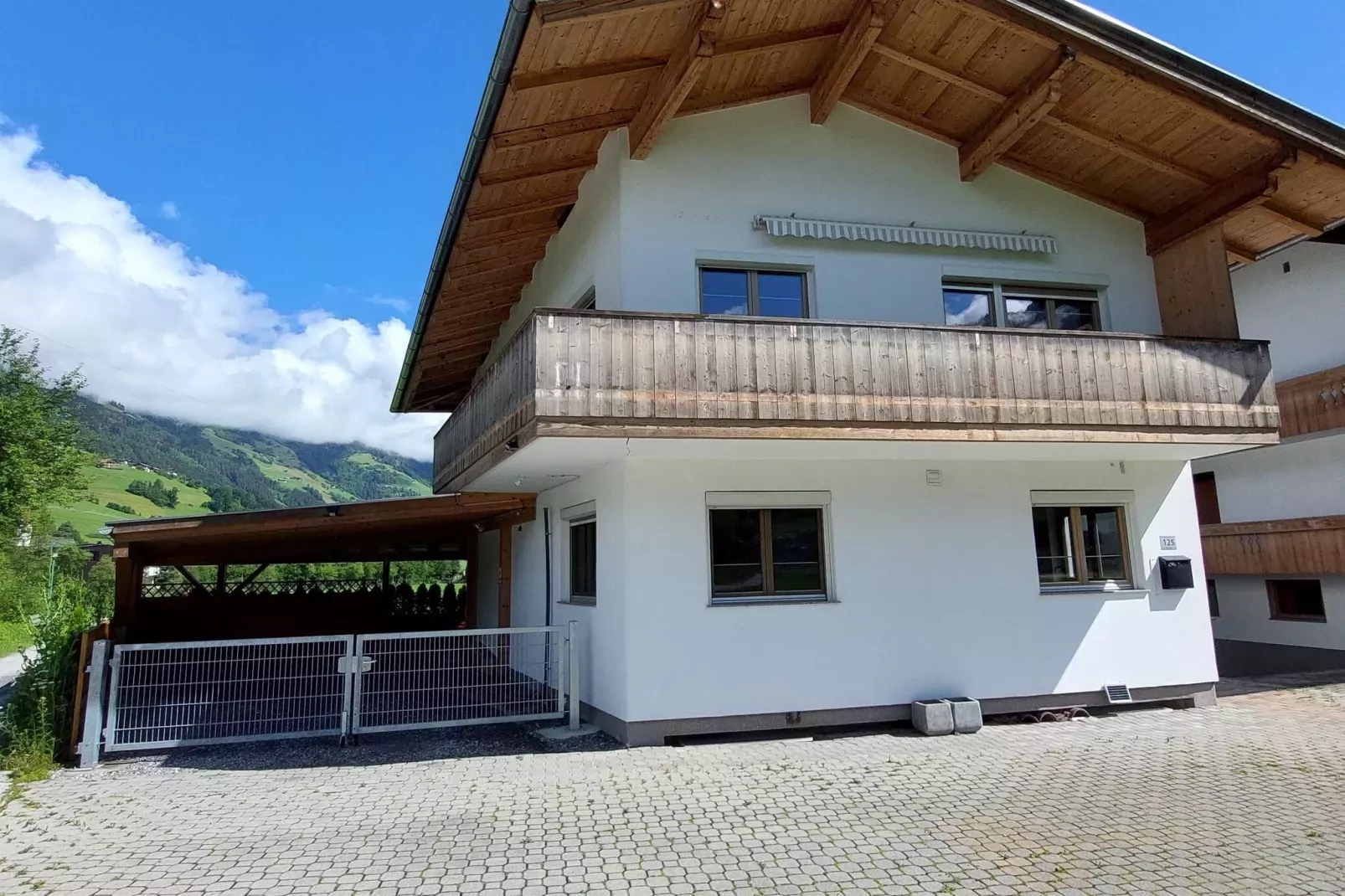 Landhaus Irena-Außenbereich Sommer