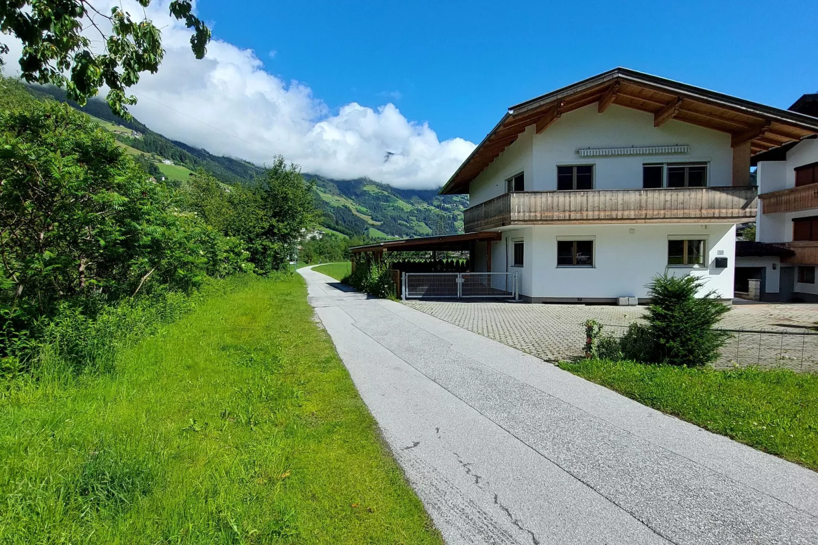 Landhaus Irena-Außenbereich Sommer