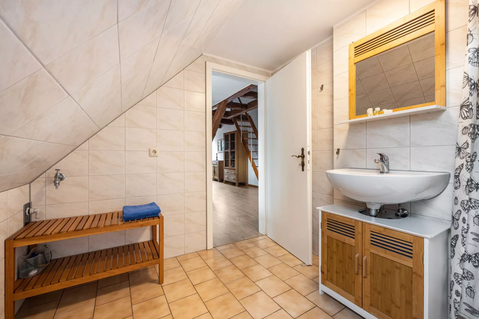 Studio 8 - Seerose 3 Personen-Bathroom