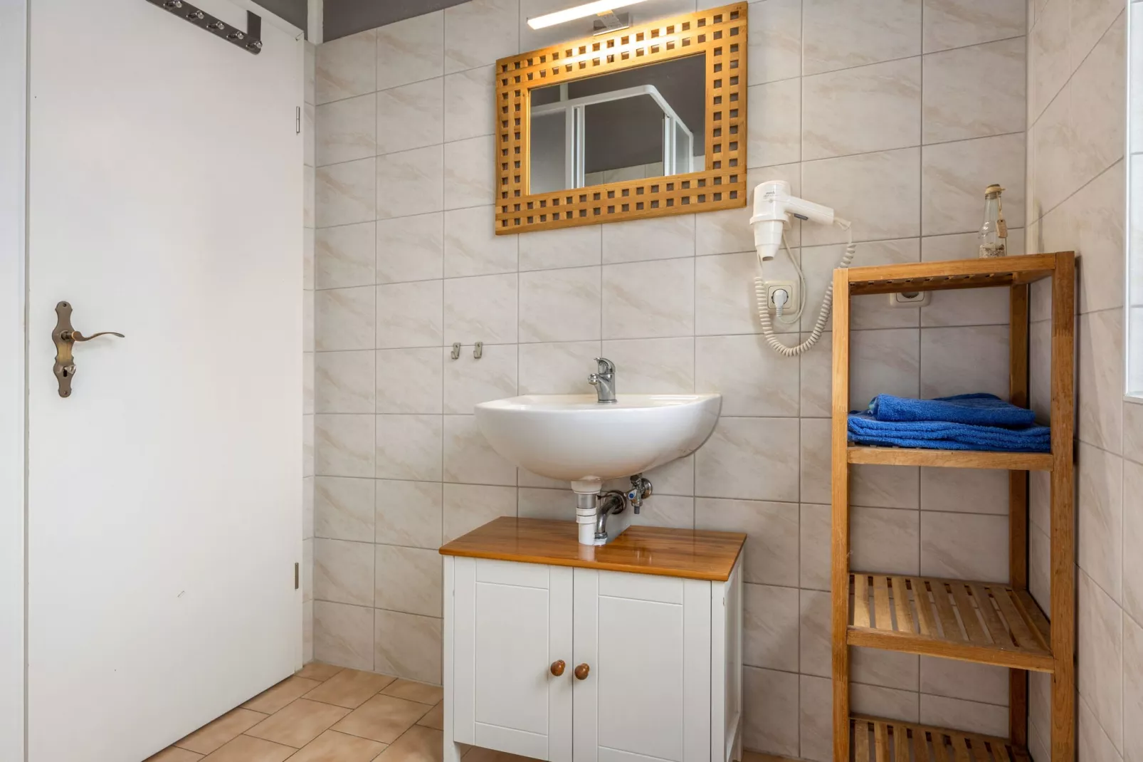 Nr9 - Meisennest 4 Personen-Bathroom