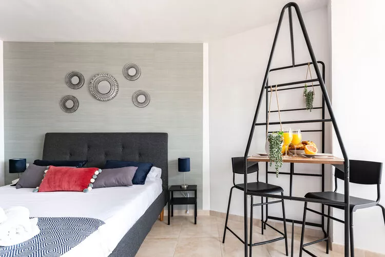 CT 301 - Faro's Fuengirola Centro Studio-Living room