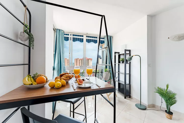CT 301 - Faro's Fuengirola Centro Studio-Living room