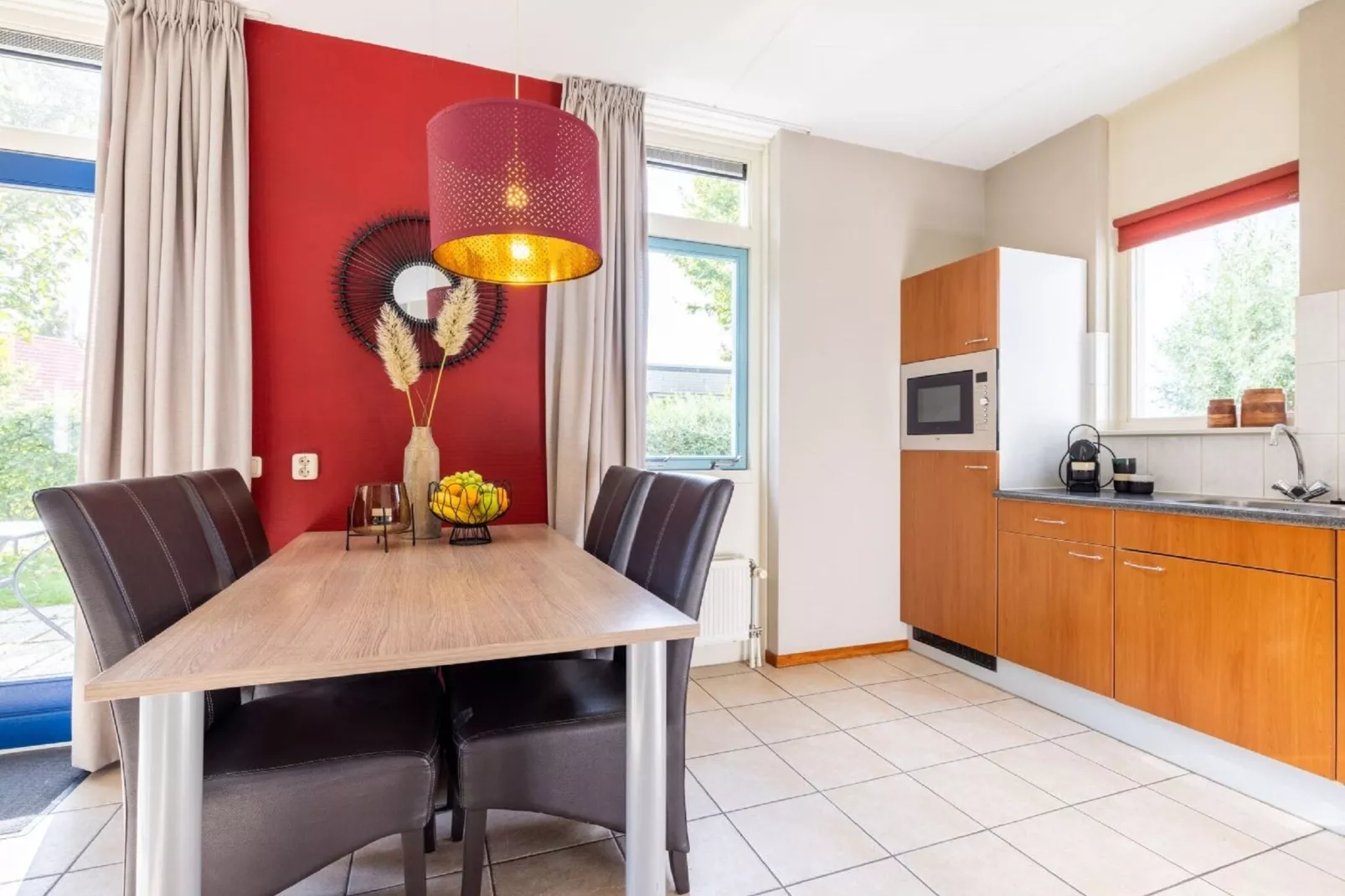 Villavakantiepark IJsselhof 4-Kitchen