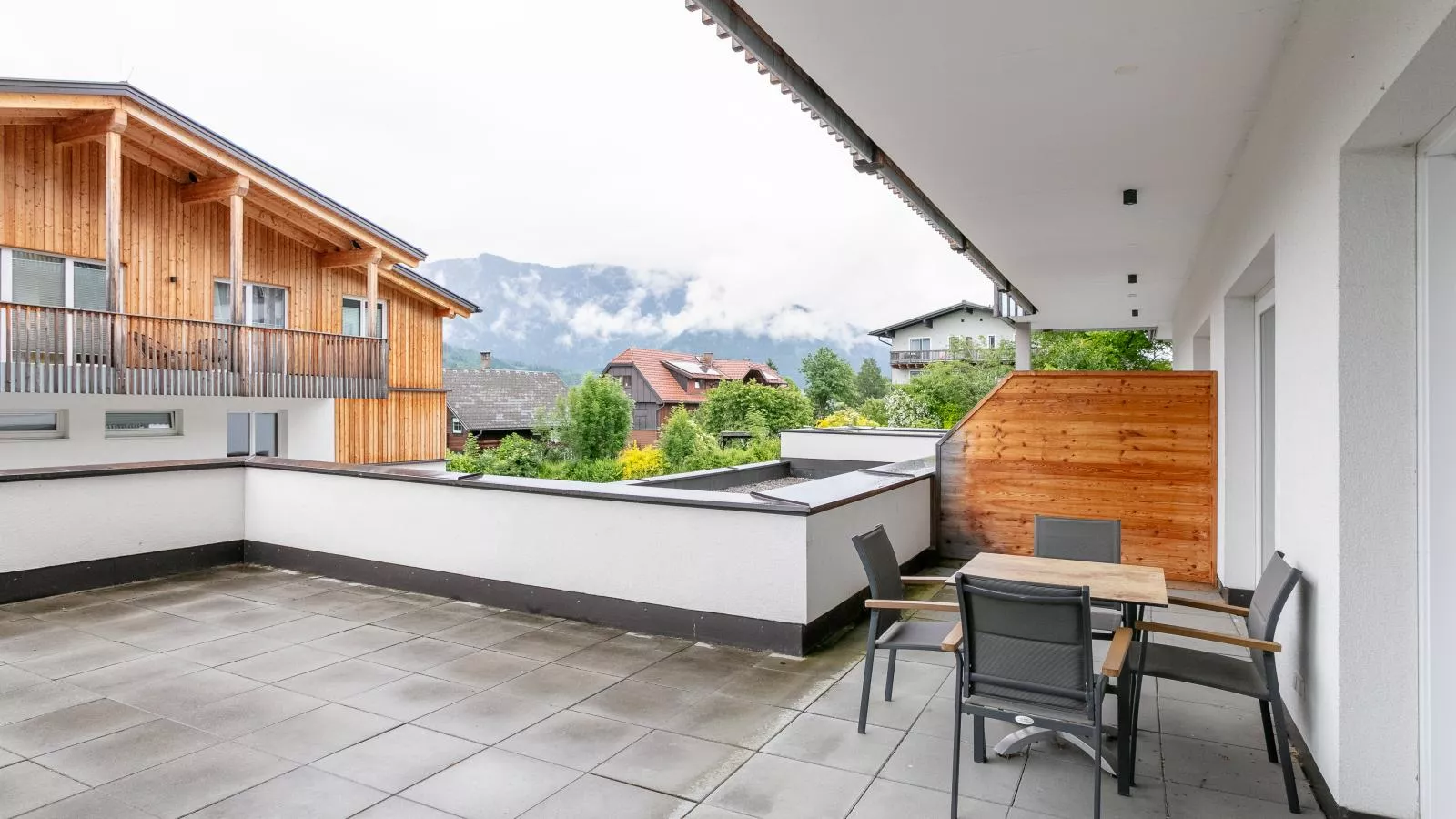 Apart33 Top 1-18-Terrace balcony