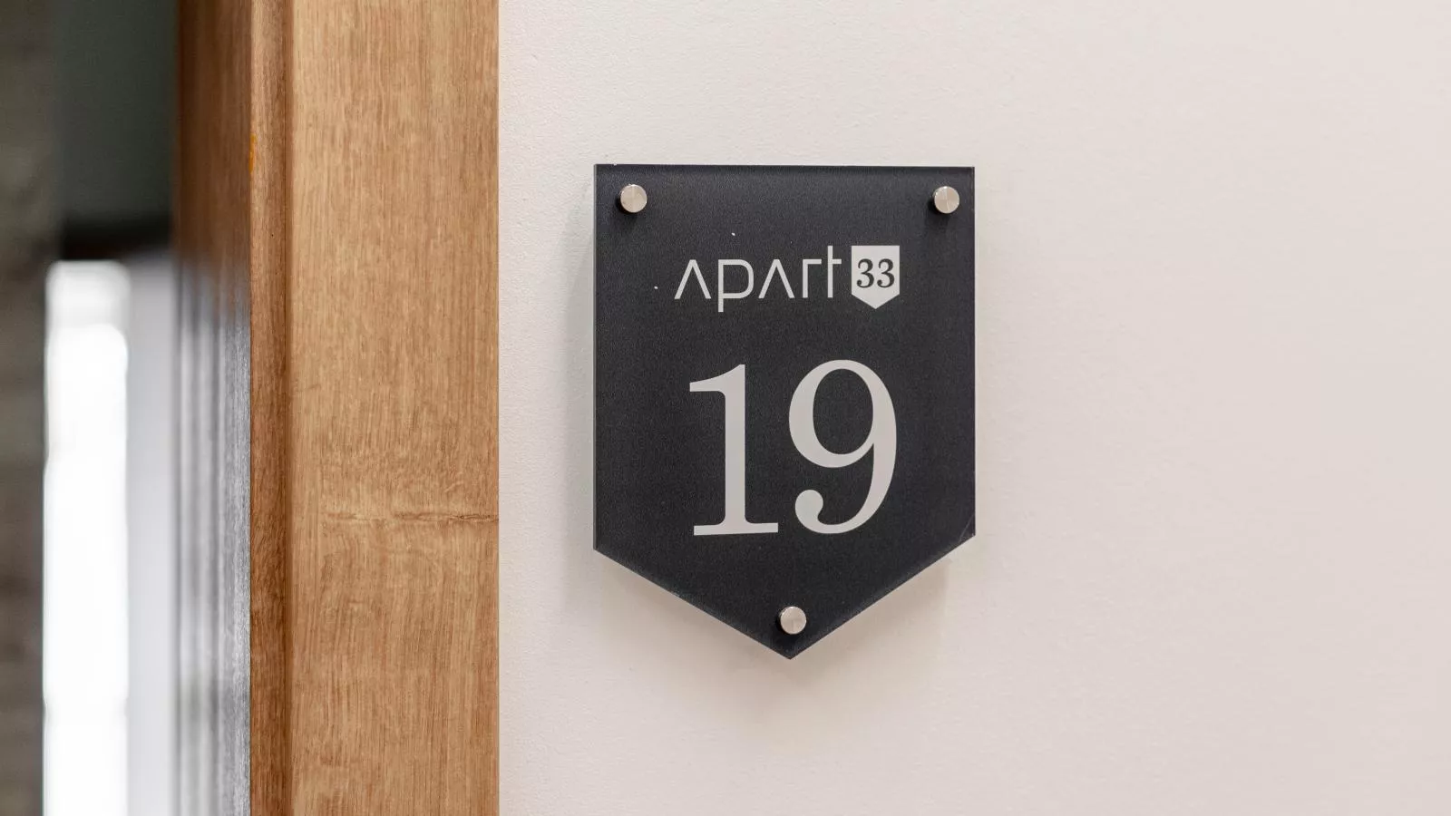 Apart33 Top 1-19-Outdoor