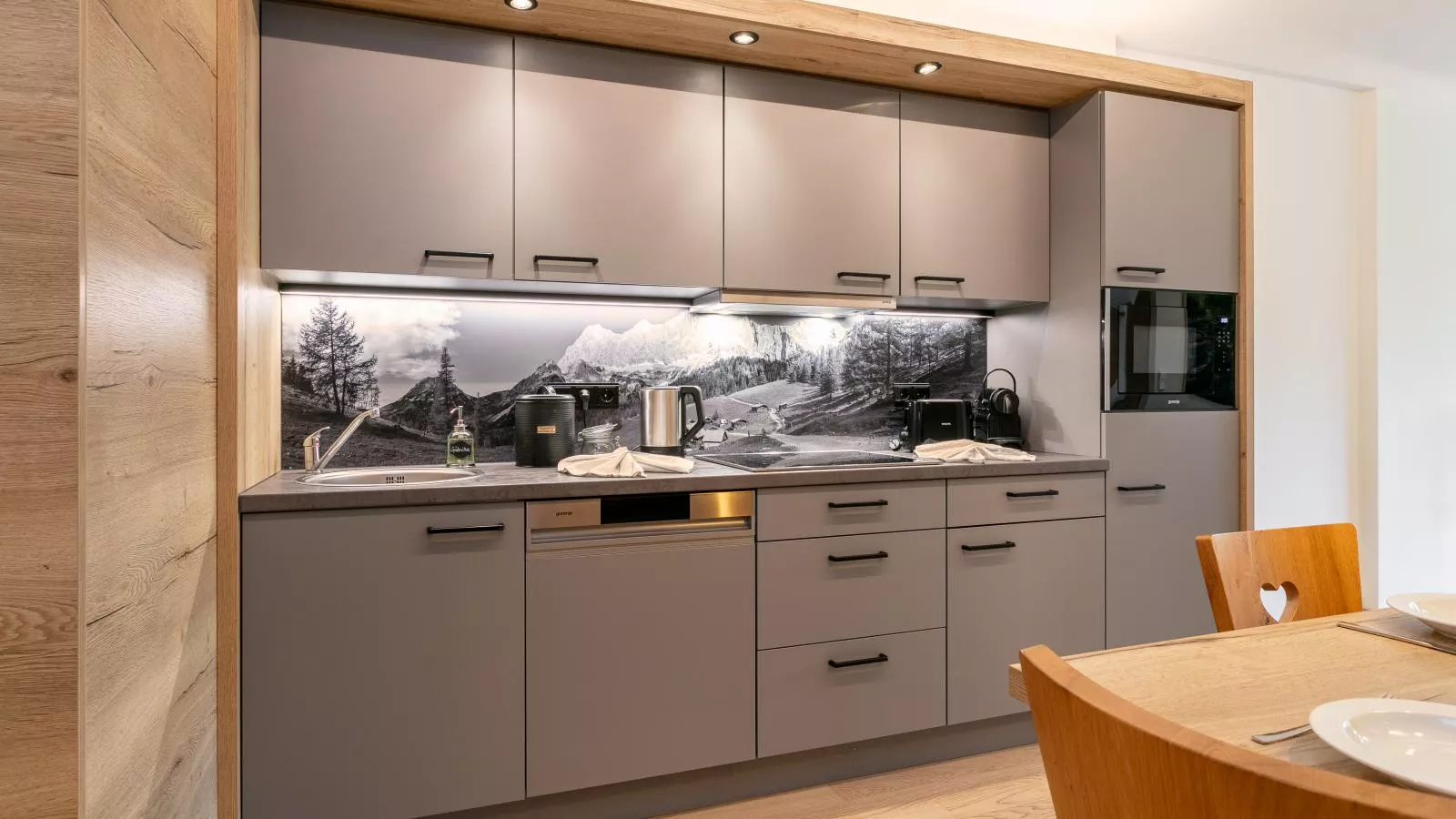 Apart33 Top 2-5-Kitchen
