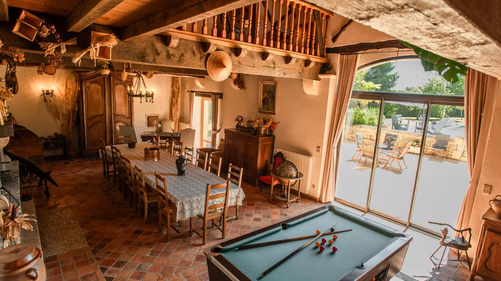Beauchamps-Dining room