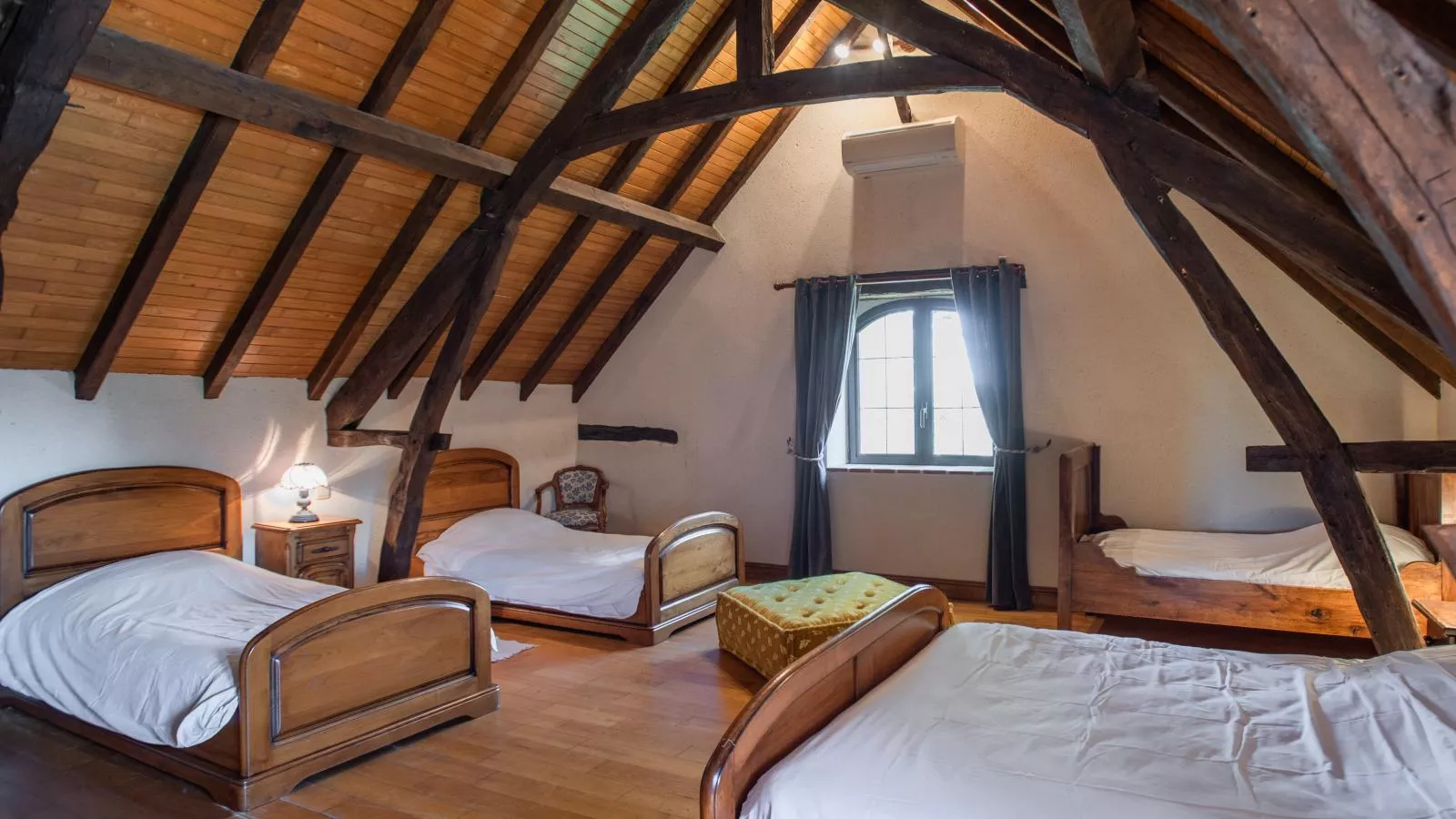 Beauchamps-Bedroom