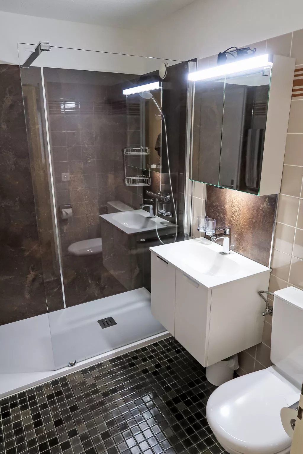 Ringstrasse (Utoring)-Dedans