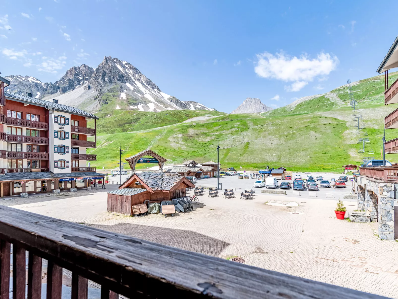 Rond Point des Pistes (Val Claret)-Draußen