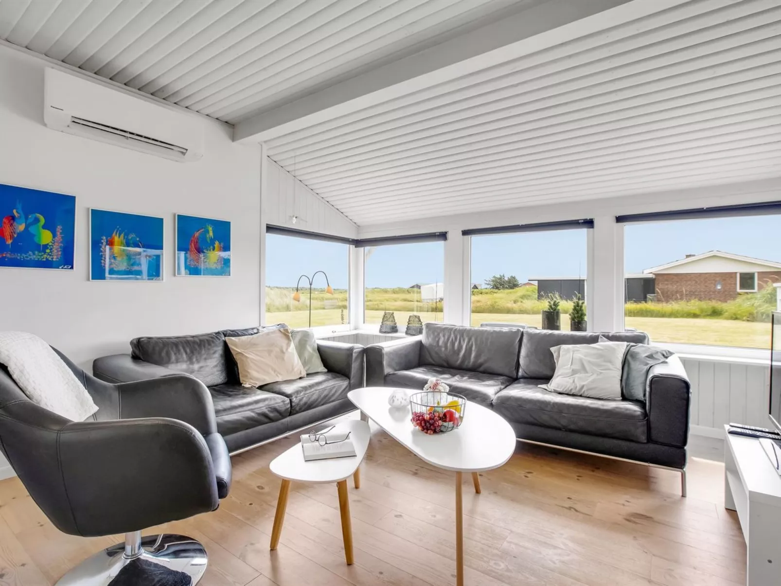 "Hejdi" - 650m from the sea-Inside