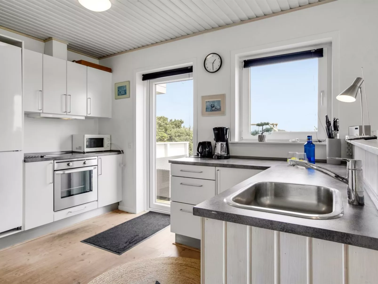 "Hejdi" - 650m from the sea-Inside