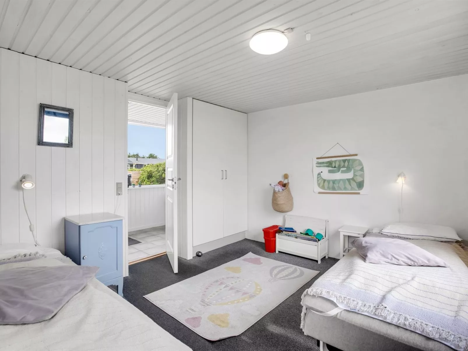 "Hejdi" - 650m from the sea-Inside