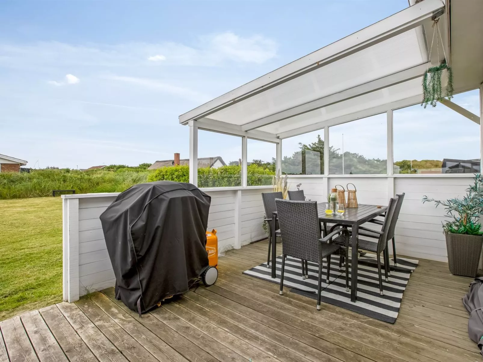 "Hejdi" - 650m from the sea-Outside