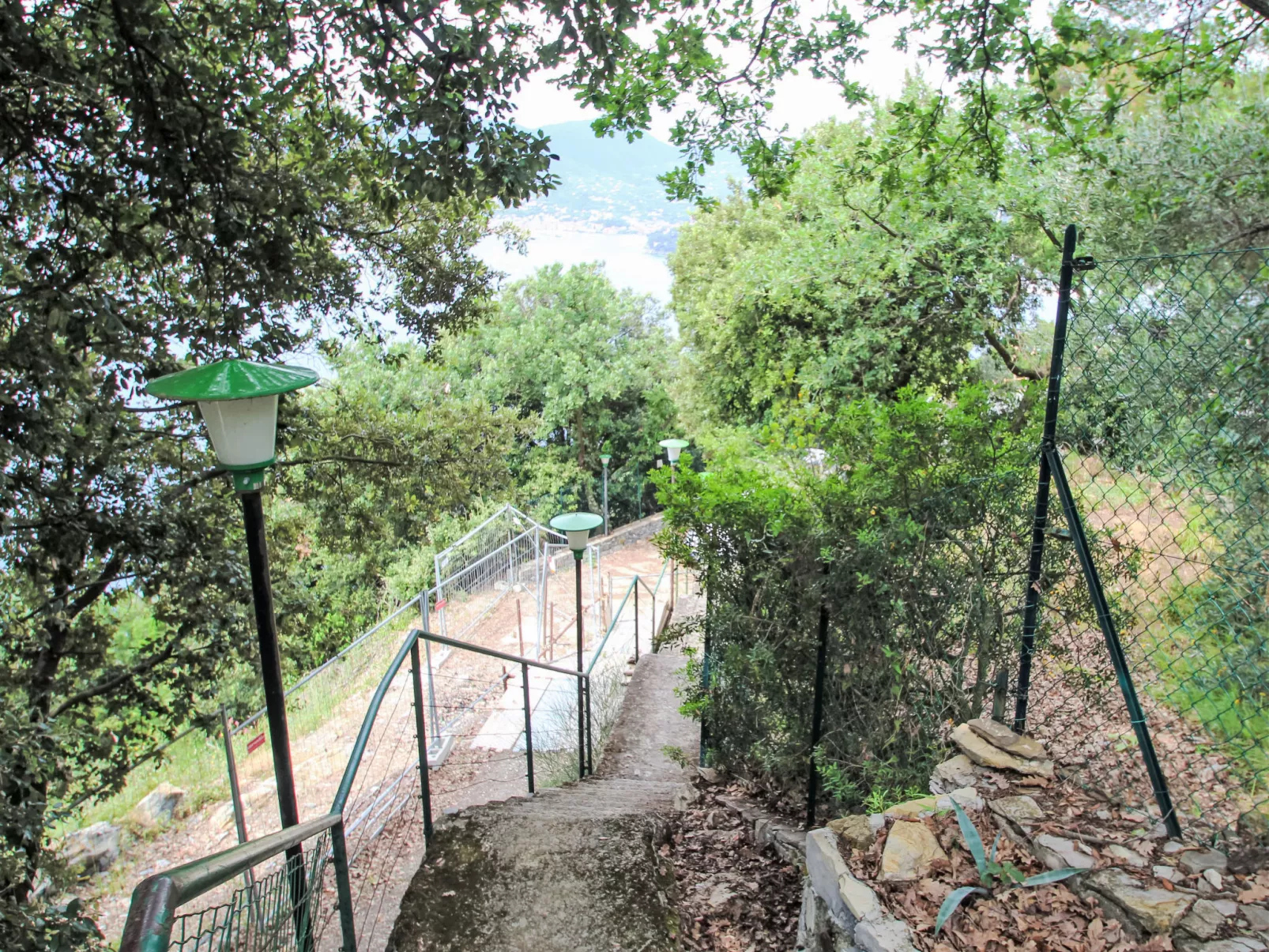 La Ginestra-Outside
