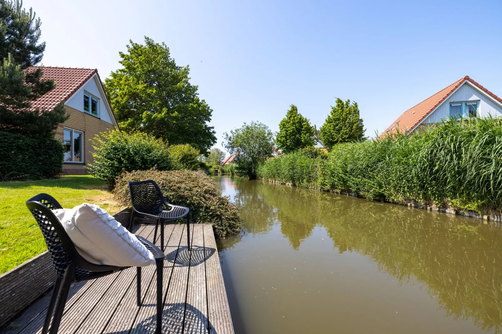 Villavakantiepark IJsselhof 6-Gardens summer