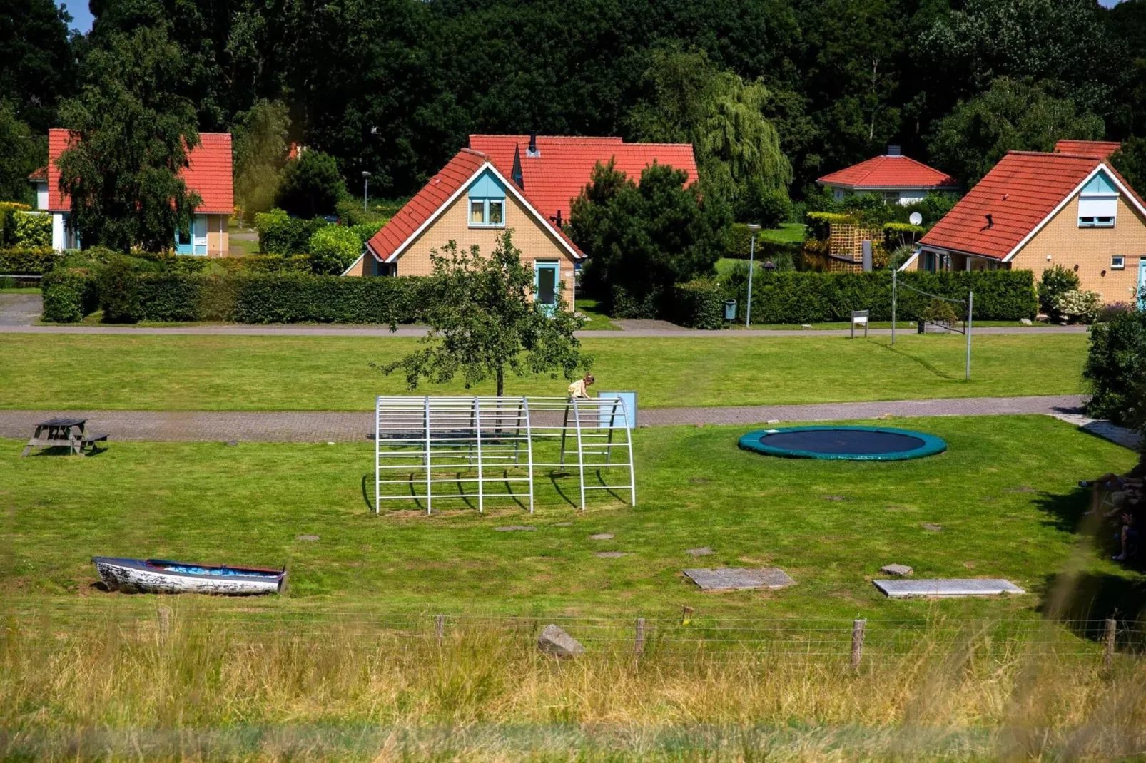 Villavakantiepark IJsselhof 2-Park facilities