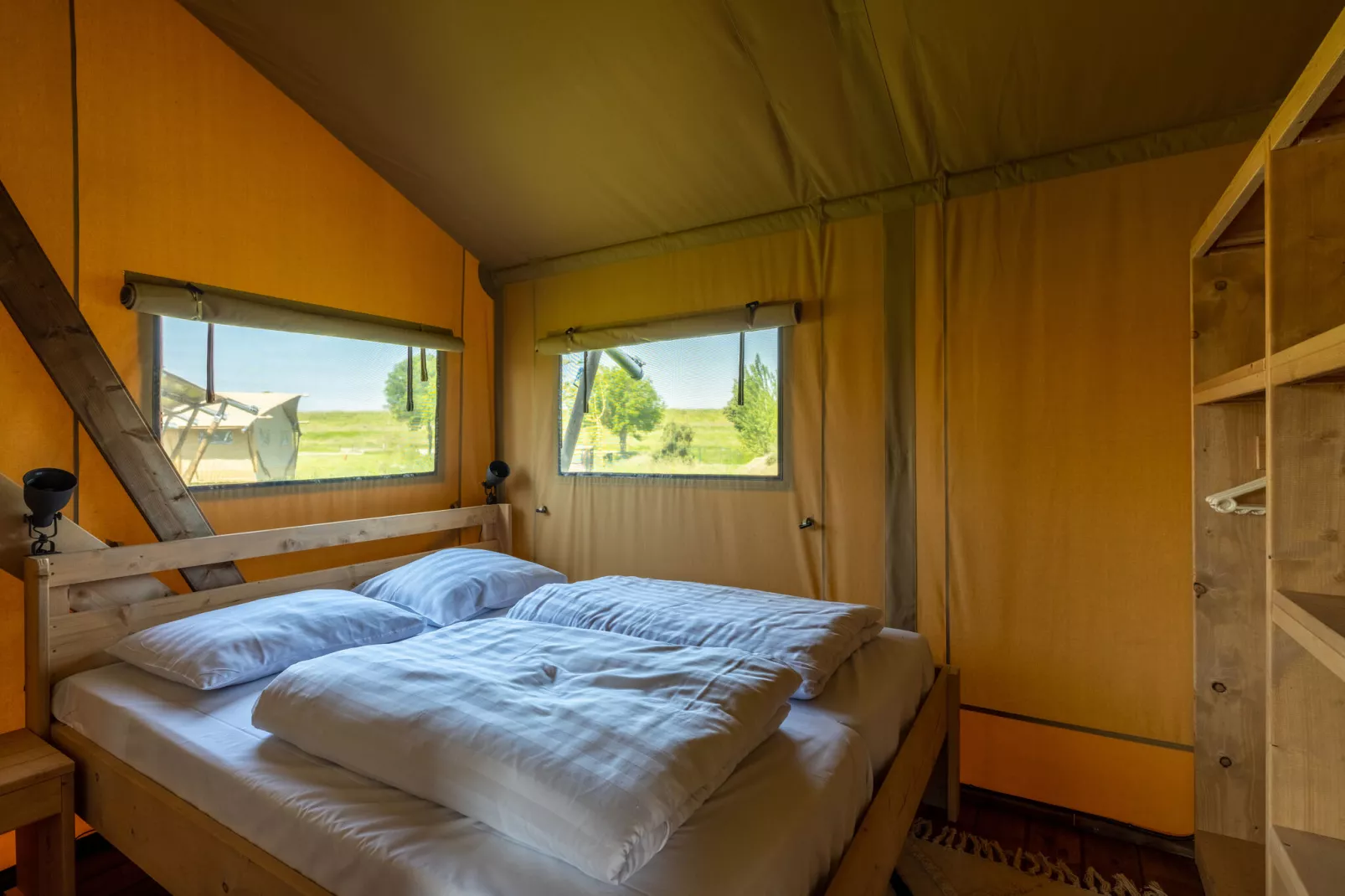 Villavakantiepark IJsselhof 11-Bedroom