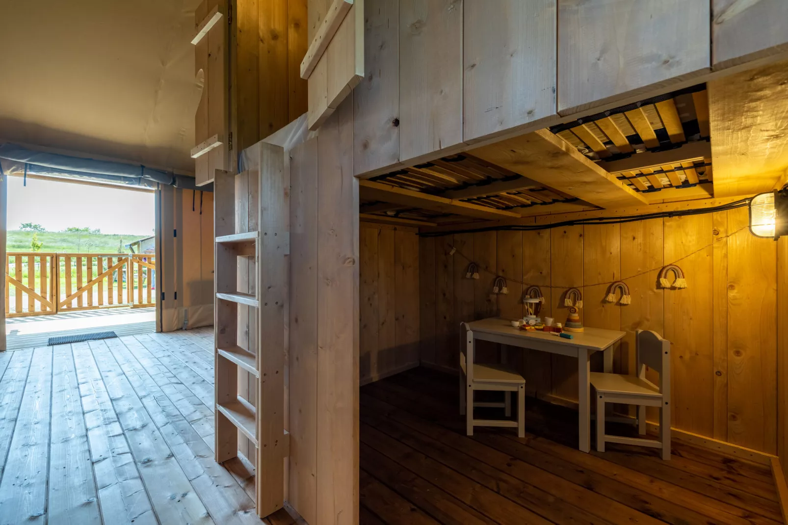 Villavakantiepark IJsselhof 11-Recreation room