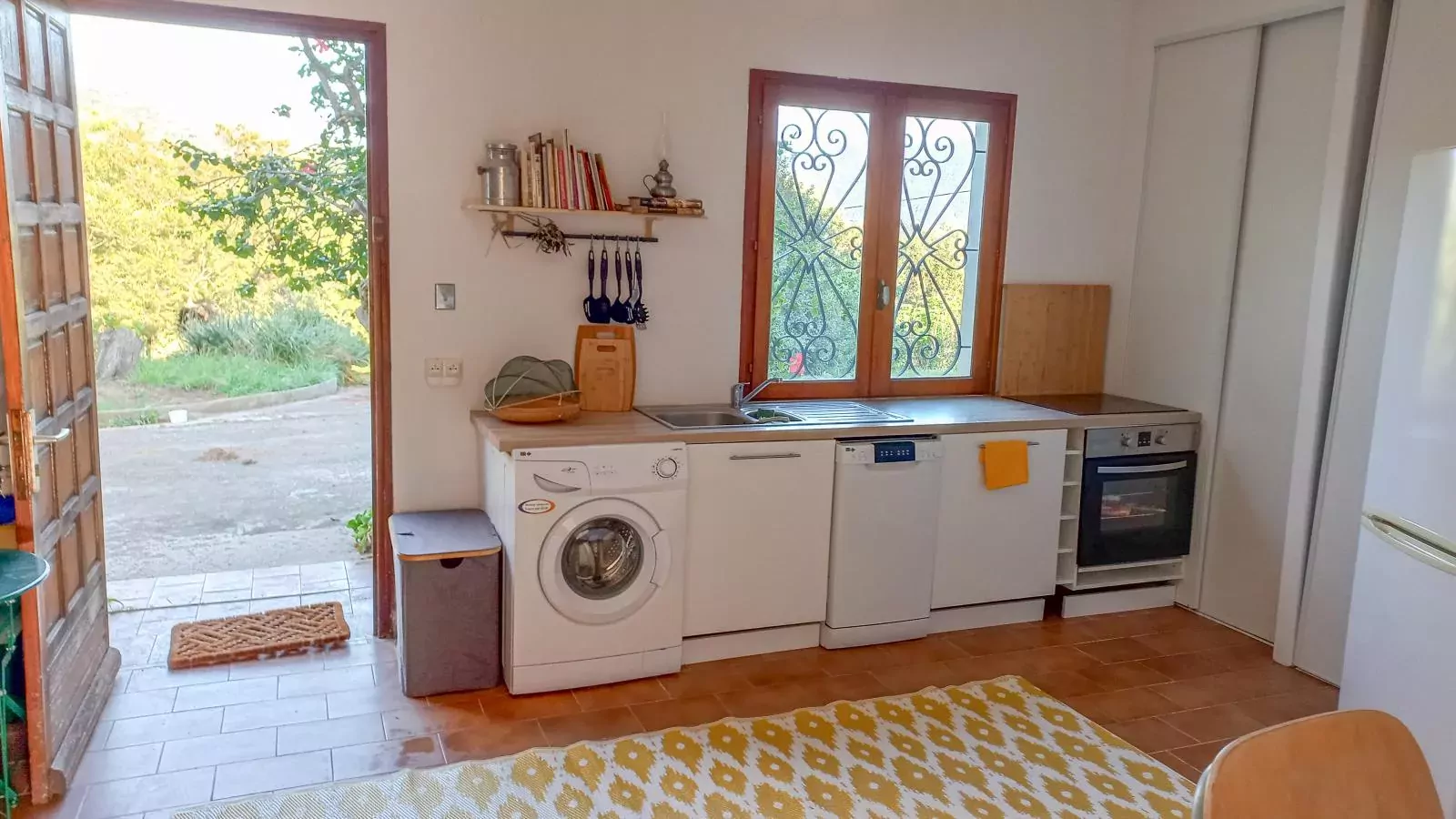 Lemon-Kitchen
