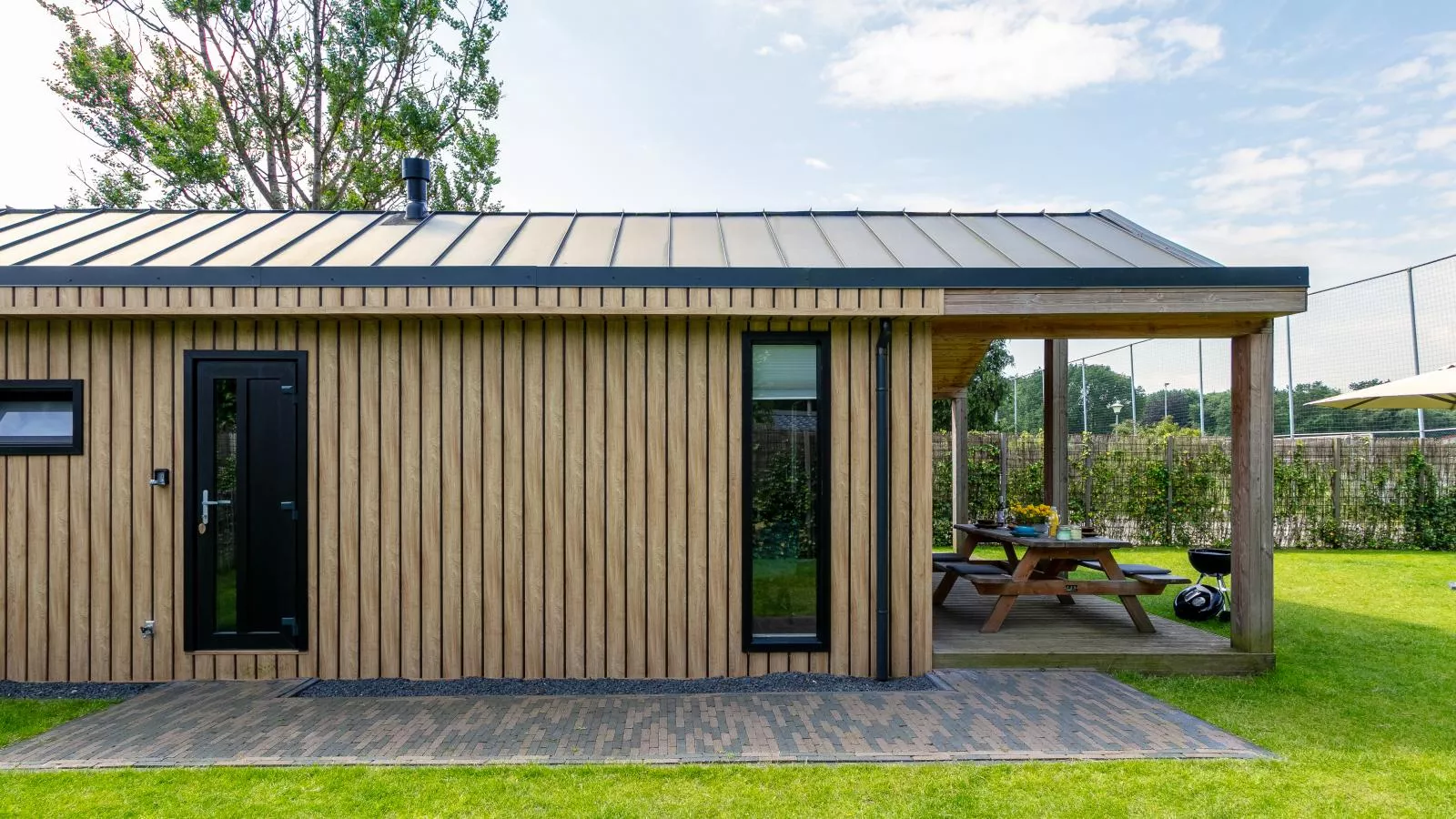 Eefs Huusje-Exterior summer