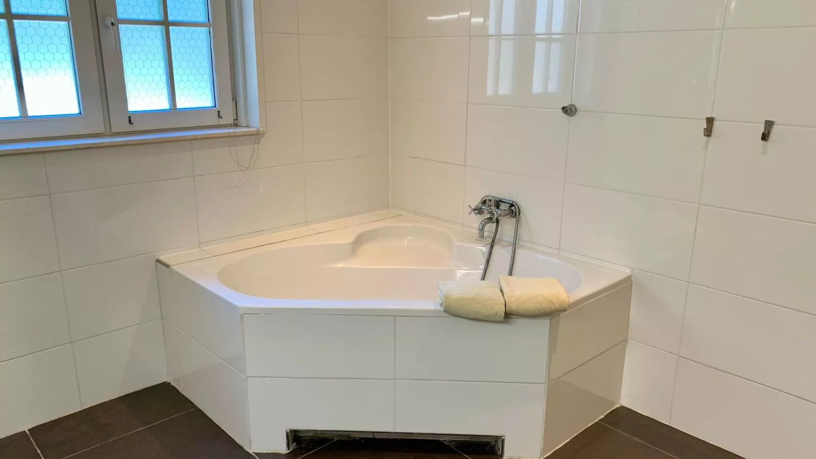 Huis te Lande-Bathroom