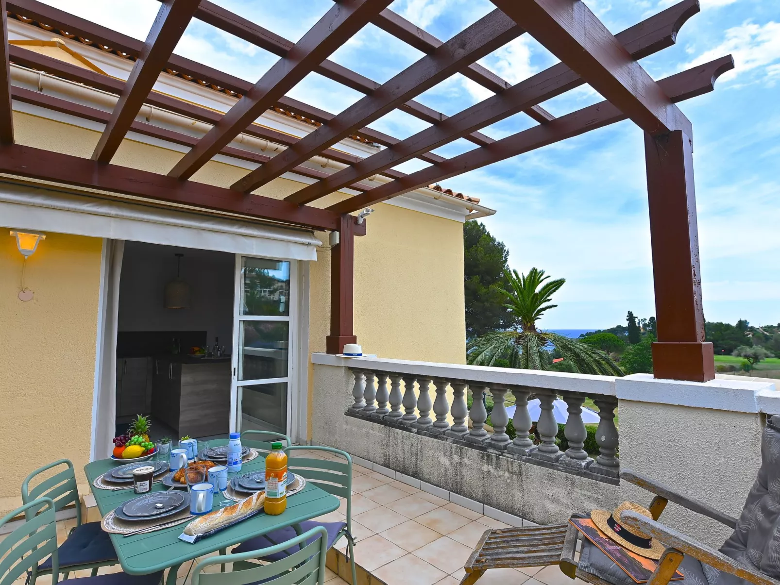 Le Village (VJ106)-Dehors