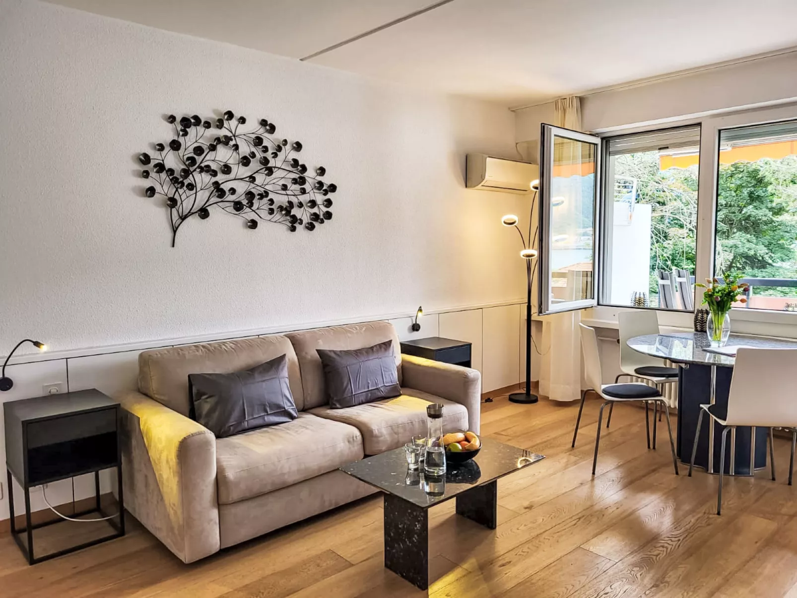 Amazing Apt. 505-Inside