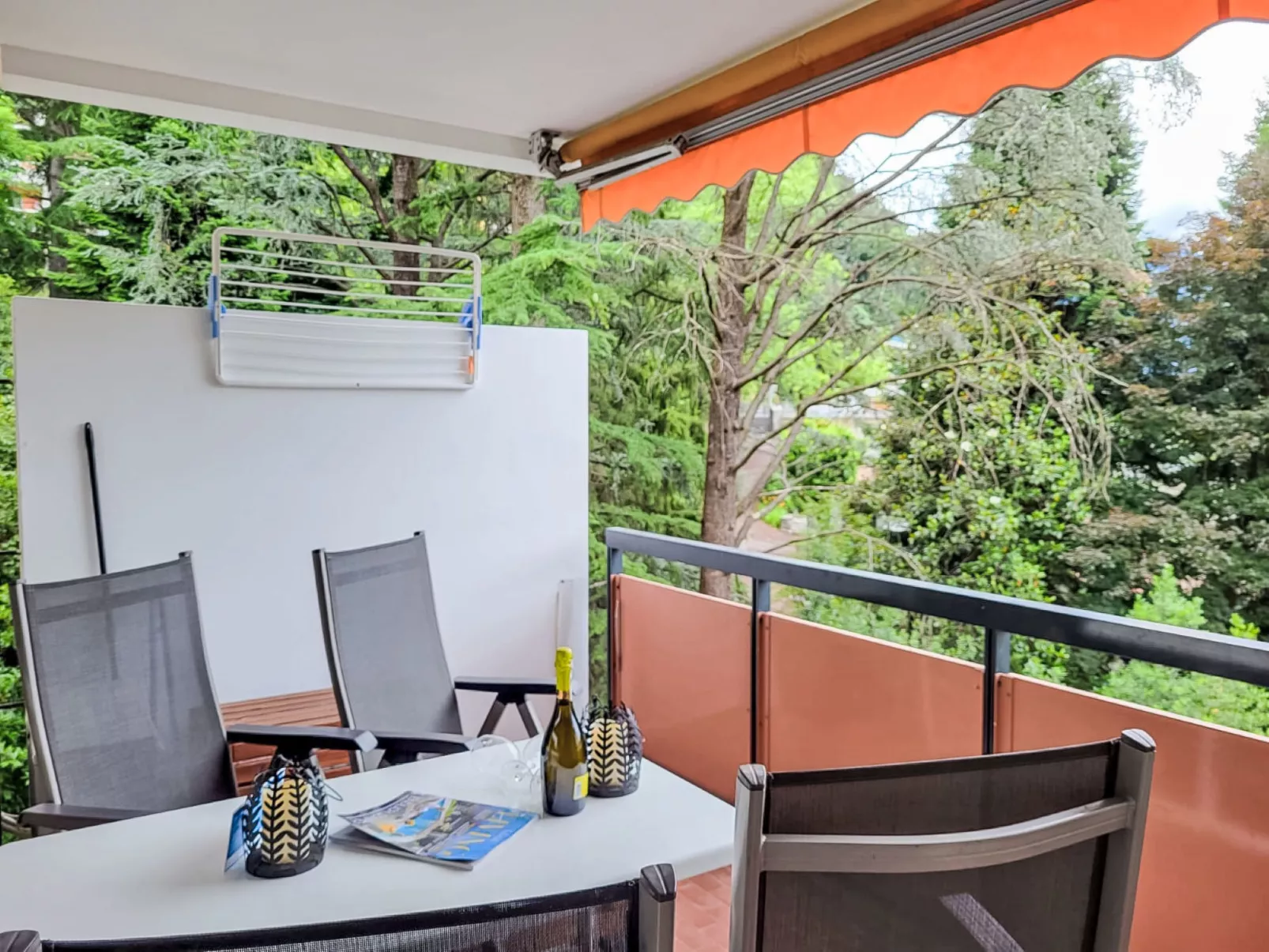 Amazing Apt. 505-Inside