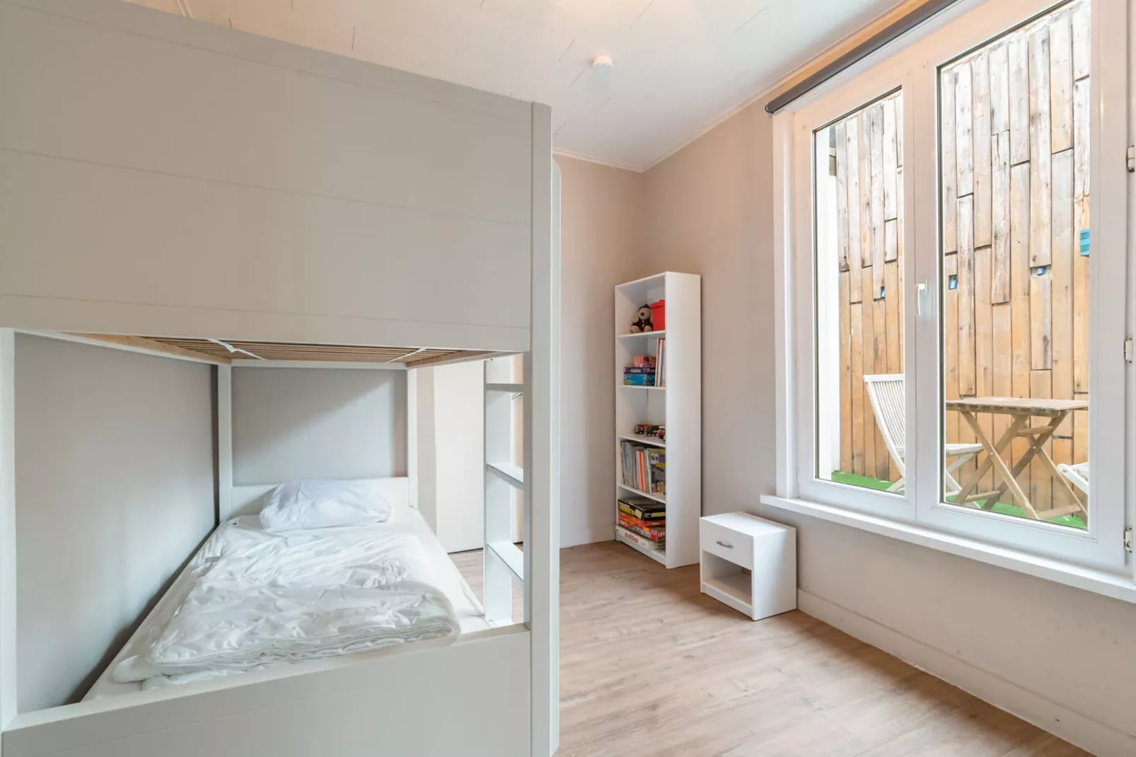 Ijzerstraat 52-Bedroom