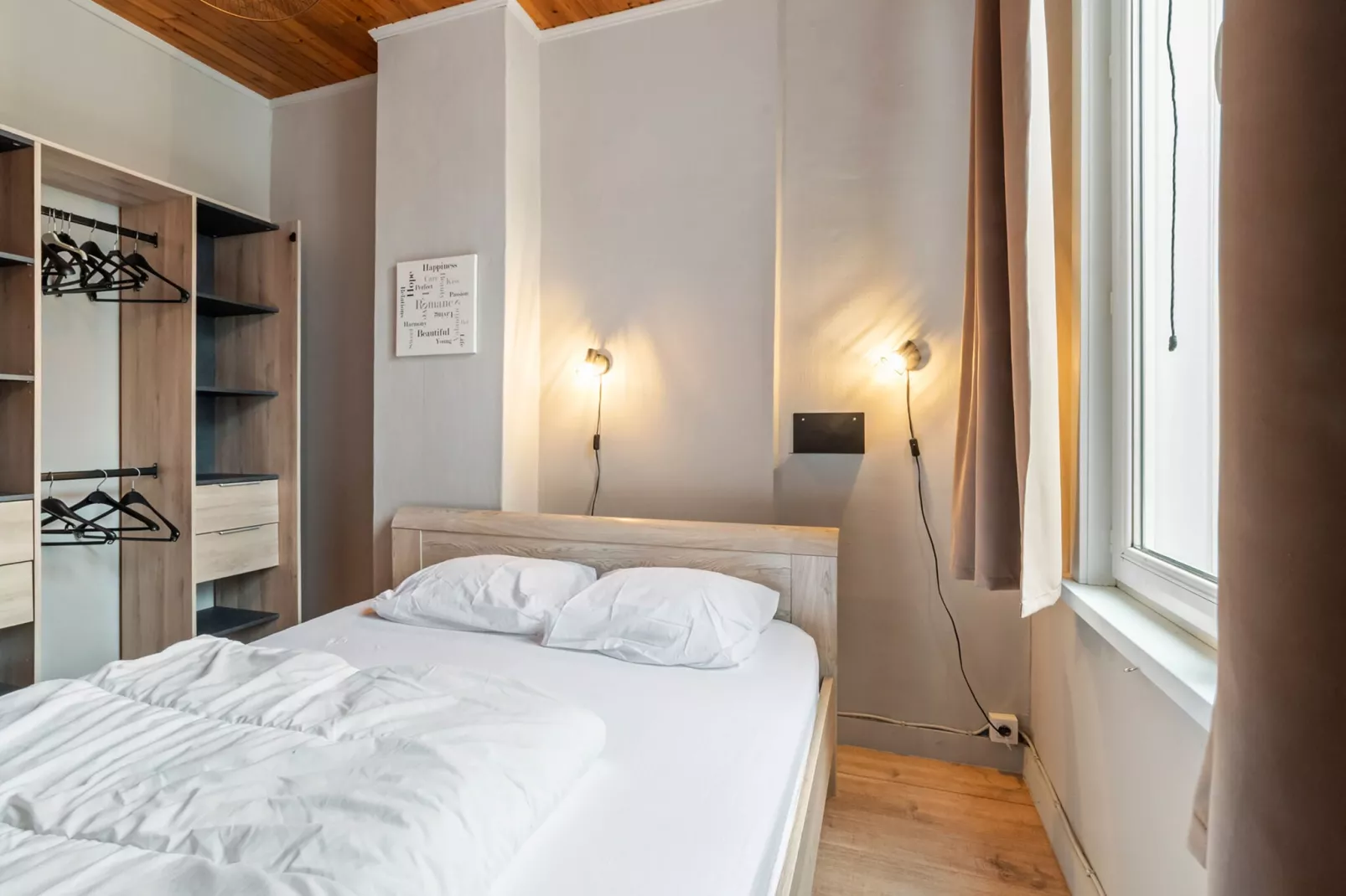 Ijzerstraat 52-Bedroom