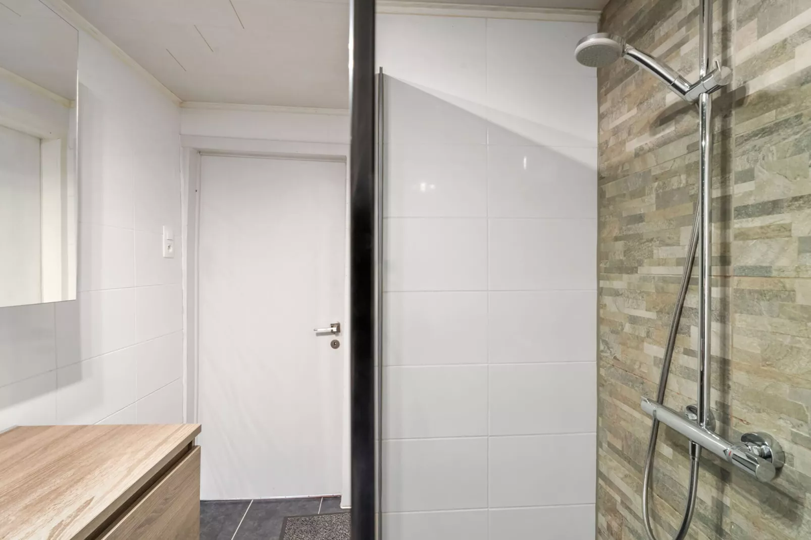 Ijzerstraat 52-Bathroom