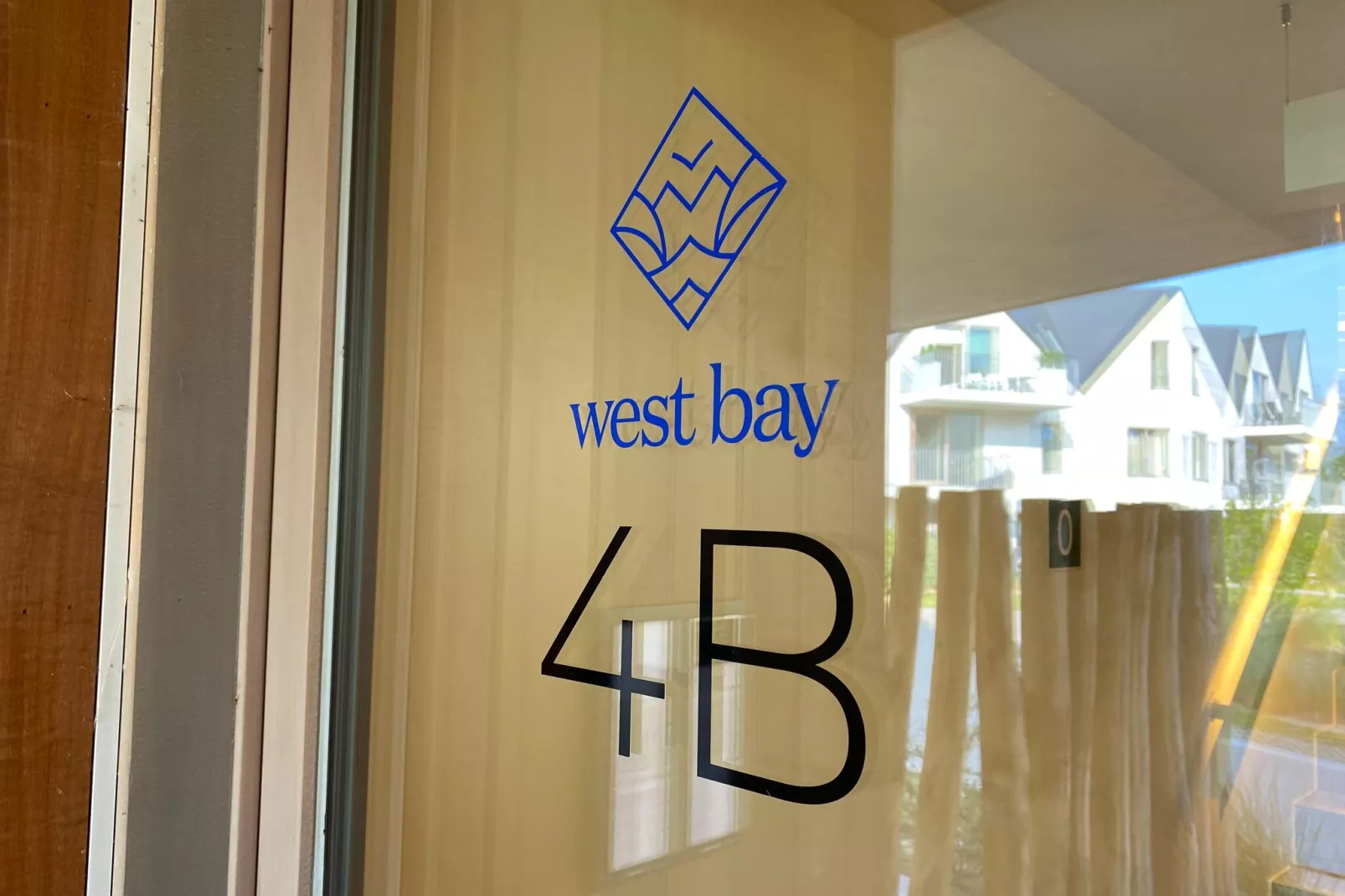 Westbay4B-Atmosphere