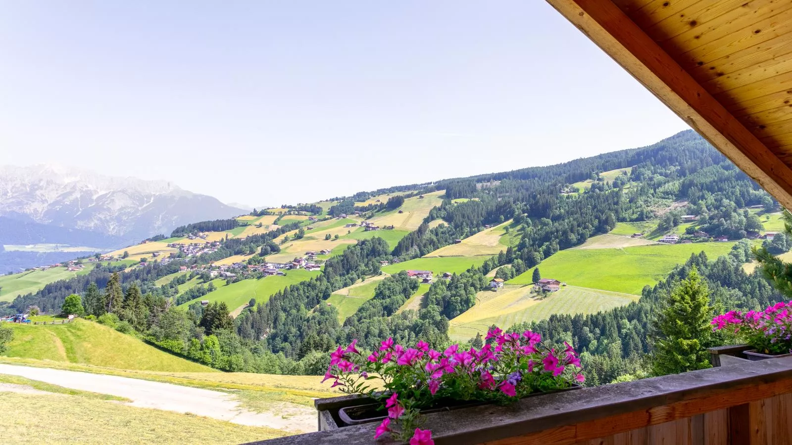 Zuhäusel-View summer