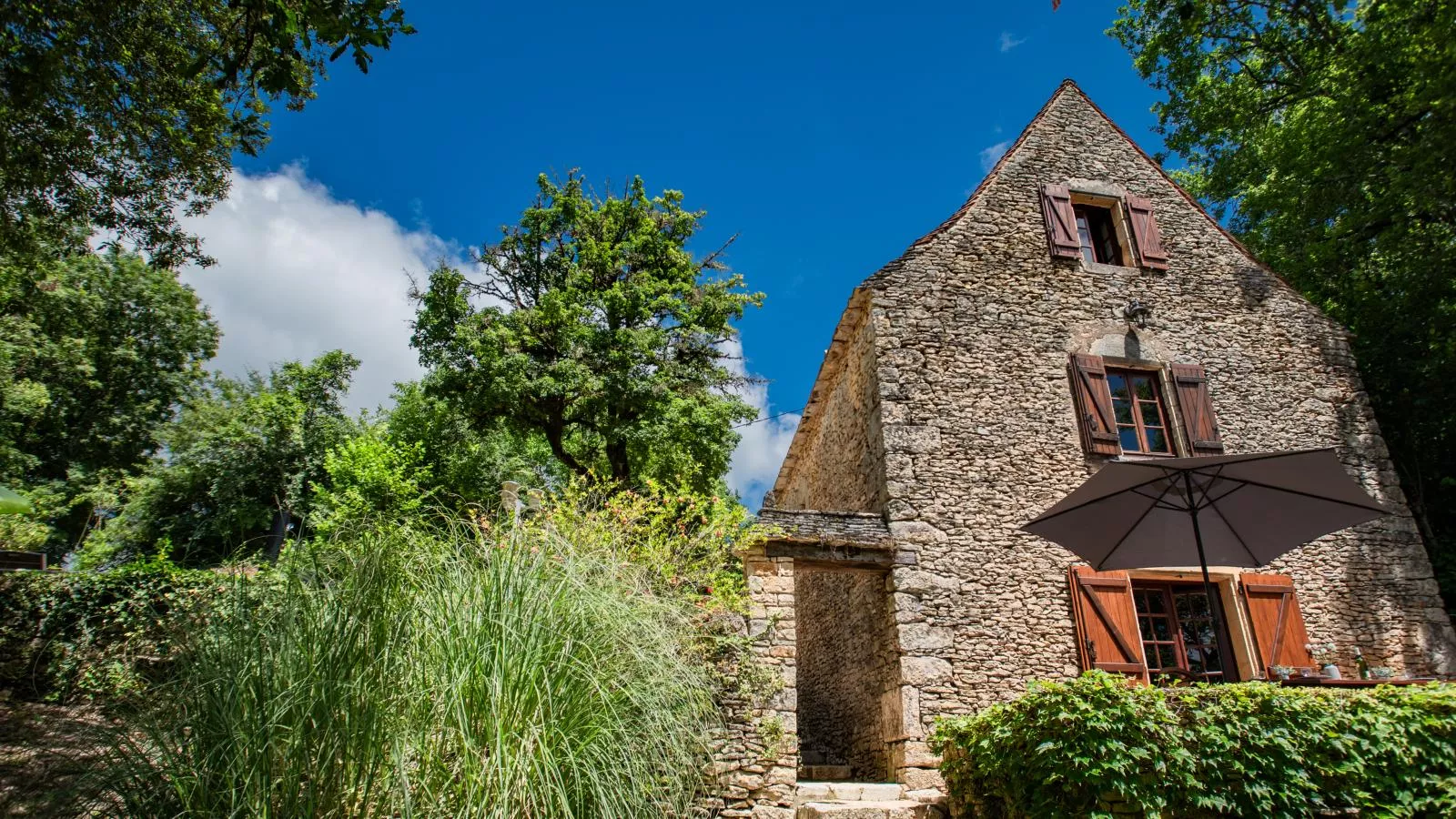 Gite Micouleaud-Exterior summer