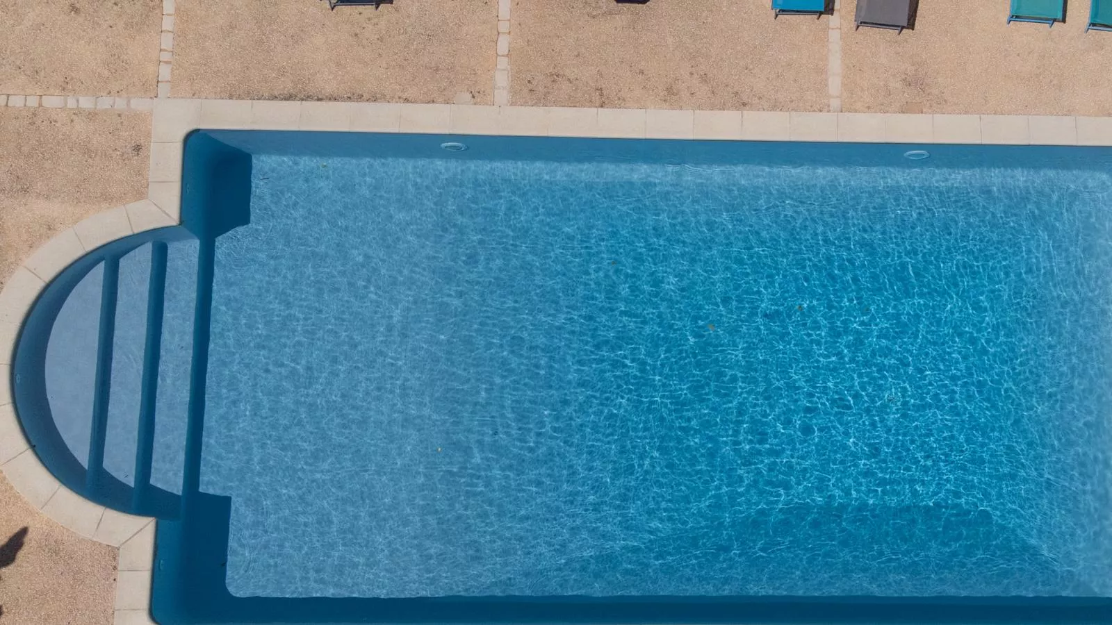 L Aiguillou-Pool
