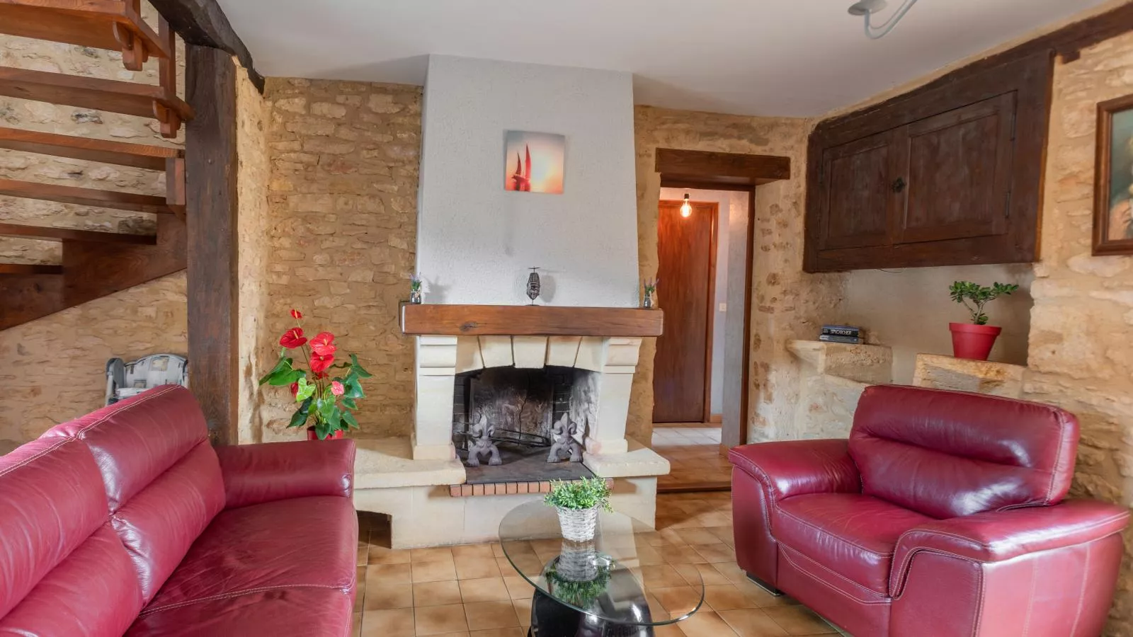 L Aiguillou-Living room