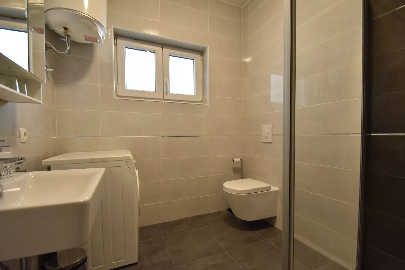 Tamara-Bathroom