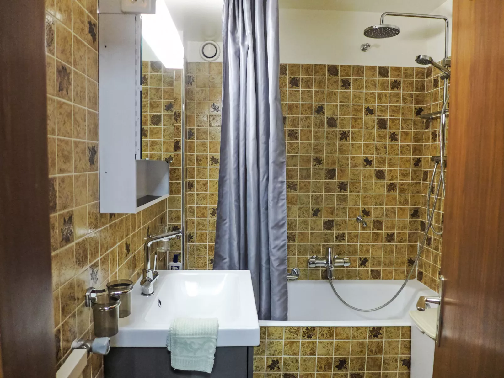 Immeuble Rond-Point Apt. 11-Inside