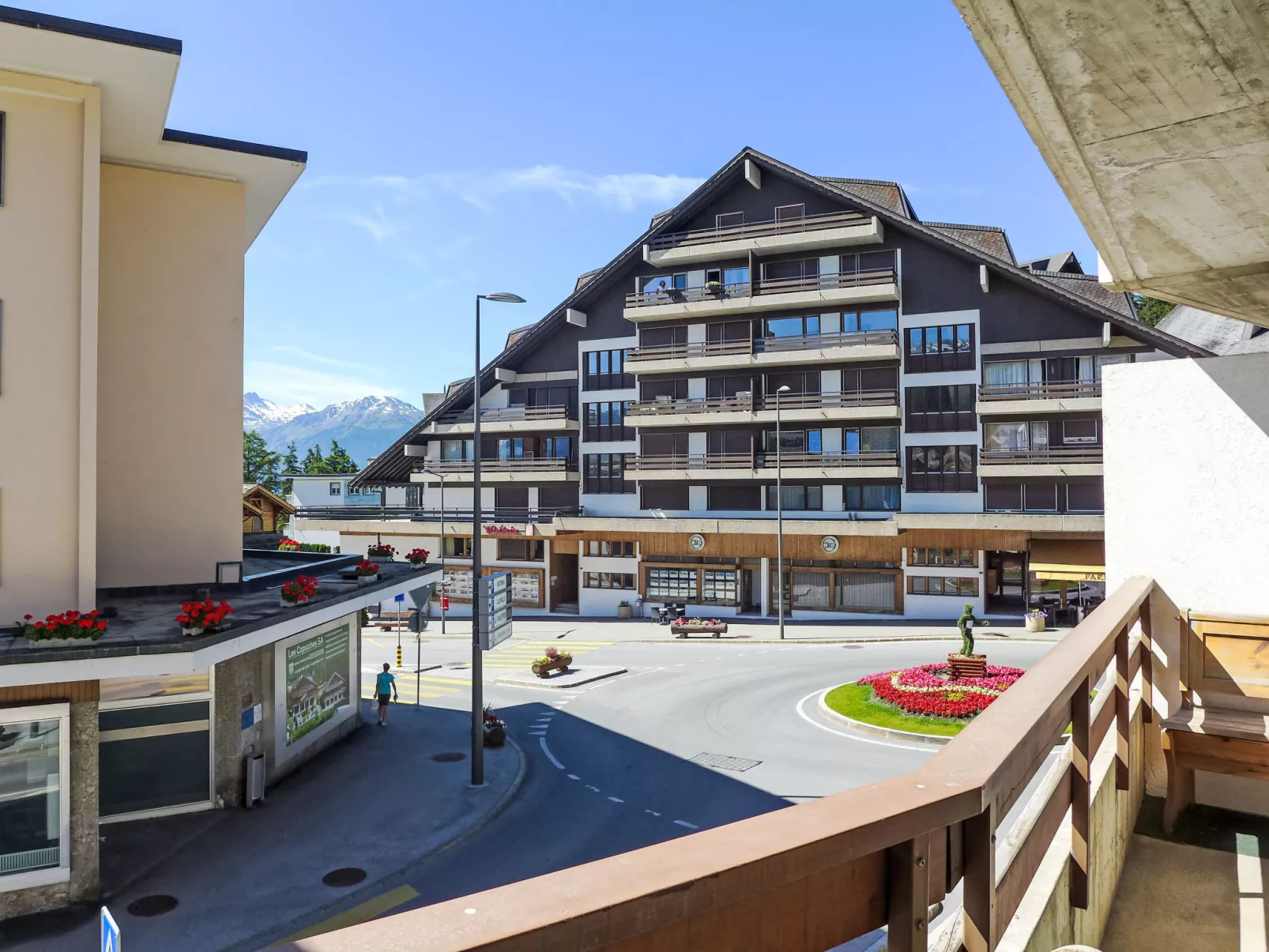 Immeuble Rond-Point Apt. 11-Outside