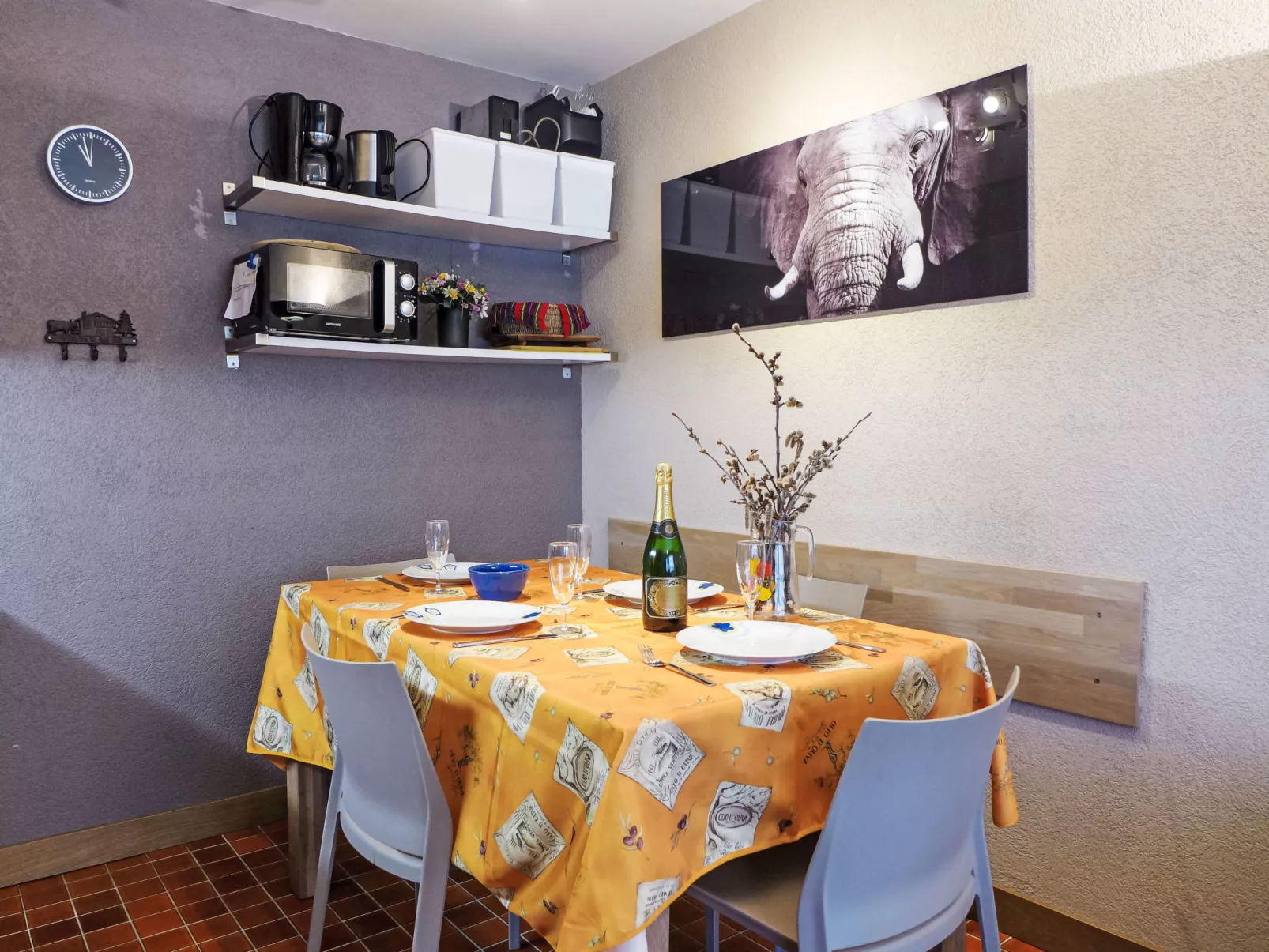 Immeuble Rond-Point Apt. 11-Inside