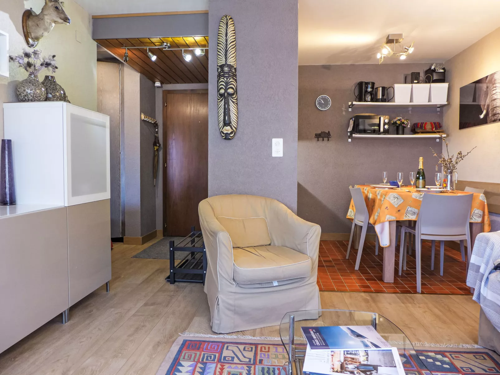 Immeuble Rond-Point Apt. 11-Inside