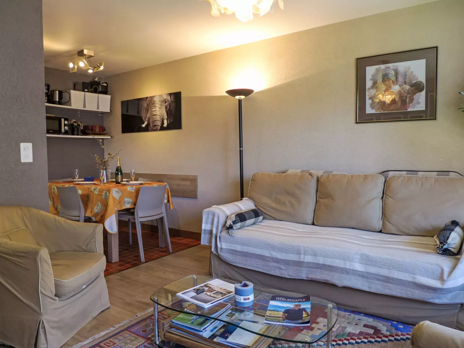 Immeuble Rond-Point Apt. 11-Inside