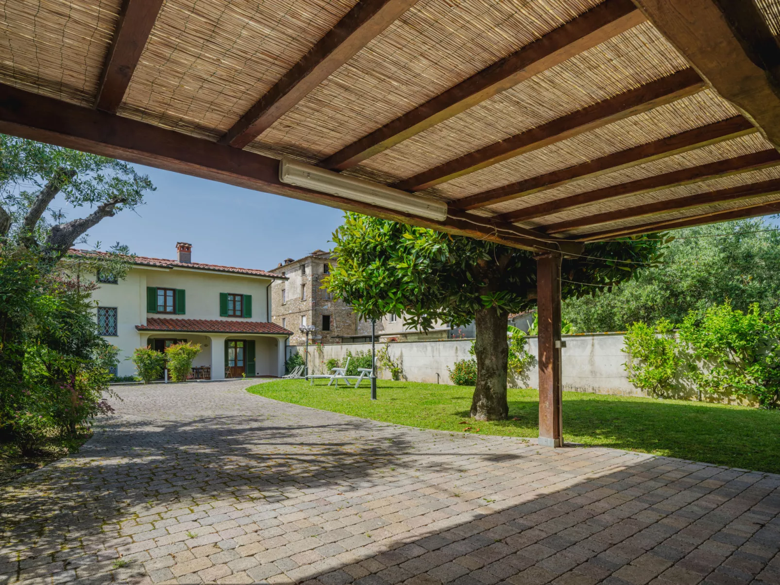 Villa Giuliana-Dehors