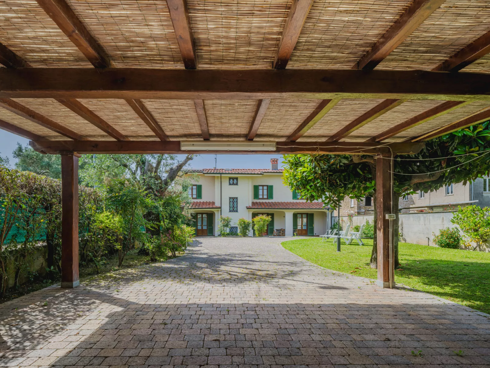 Villa Giuliana-Dehors